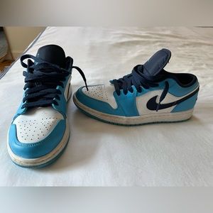 WOMENS UNC JORDAN LOW